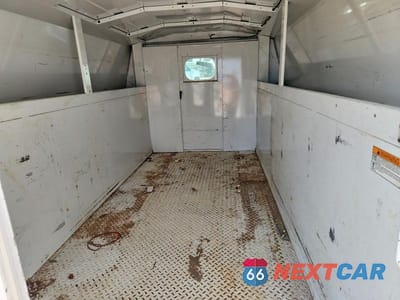 Zdjęcie 10 z 12 samochodu: 2014 FORD ECONOLINE E350 SUPER DUTY CUTAWAY VAN VIN:1FDWE3FL9EDA91182 - miniatura