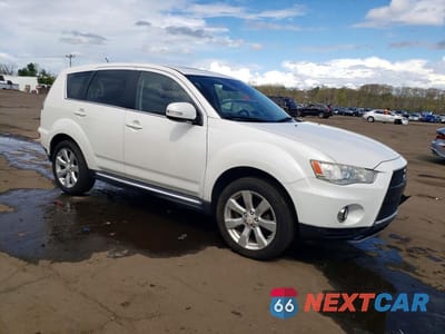 Czwarte zdjęcie samochodu z boku: 2010 MITSUBISHI OUTLANDER GT VIN:JA4JT5AX0AZ005016 - miniatura