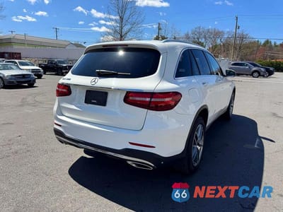 Trzecie zdjęcie samochodu z tyłu: 2019 MERCEDES-BENZ GLC 300 VIN:WDC0G4JB5K1003521 - miniatura