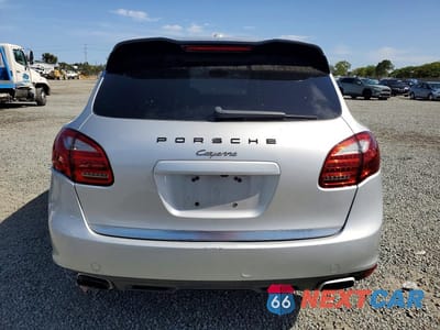 Zdjęcie 6 z 13 samochodu: 2011 PORSCHE CAYENNE VIN:WP1AA2A28BLA08456 - miniatura