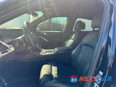 Zdjęcie 8 z 10 samochodu: 2024 BMW X6 XDRIVE40I VIN:5UX33EX08R9T65489 - miniatura