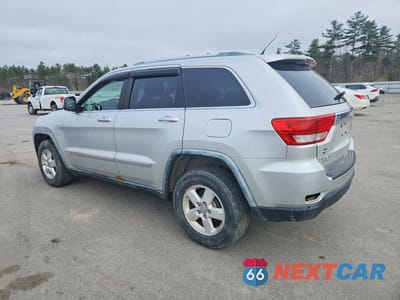 Drugie zdjęcie samochodu z przodu: 2012 JEEP GRAND CHEROKEE LAREDO VIN:1C4RJFAG4CC108692 - miniatura