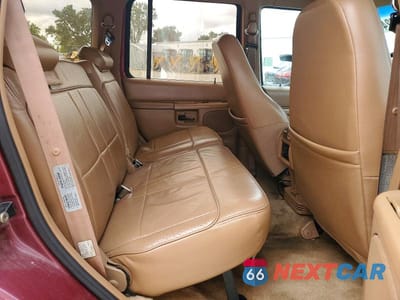 Zdjęcie 11 z 13 samochodu: 1996 FORD EXPLORER VIN:1FMDU34X8TZA03528 - miniatura