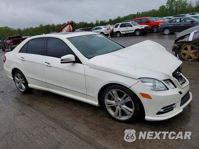 Czwarte zdjęcie samochodu z boku: 2013 MERCEDES-BENZ E 350 4MATIC VIN:WDDHF8JB0DA735986 - miniatura
