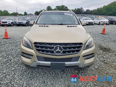 Piąte zdjęcie samochodu w środku: 2013 MERCEDES-BENZ ML 350 BLUETEC VIN:4JGDA2EB4DA200430 - miniatura
