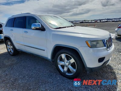 Czwarte zdjęcie samochodu z boku: 2011 JEEP GRAND CHEROKEE OVERLAND VIN:1J4RS6GG6BC573326 - miniatura
