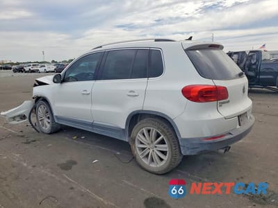 Drugie zdjęcie samochodu z przodu: 2016 VOLKSWAGEN TIGUAN S VIN:WVGAV7AX2GW540964 - miniatura