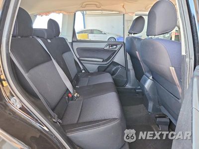 Zdjęcie 11 z 14 samochodu: 2017 SUBARU FORRESTER VIN:JF2SJABC2HH441971 - miniatura