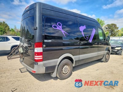 Trzecie zdjęcie samochodu z tyłu: 2011 MERCEDES BENZ SPRINTER 2500 VIN:WDZPE7CC0B5567331 - miniatura