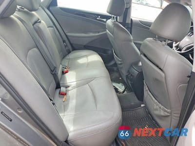 Zdjęcie 10 z 12 samochodu: 2014 HYUNDAI SONATA SE VIN:5NPEC4AC4EH871202 - miniatura