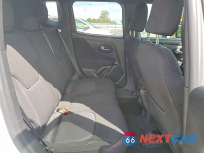 Zdjęcie 11 z 13 samochodu: 2021 JEEP RENEGADE LATITUDE VIN:ZACNJCBB3MPM51973 - miniatura