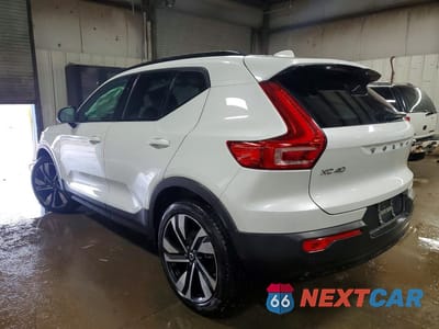 Drugie zdjęcie samochodu z przodu: 2023 VOLVO XC40 ULTIMATE VIN:YV4L12UX4P2060016 - miniatura