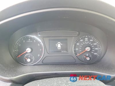 Zdjęcie 9 z 12 samochodu: 2019 KIA SORENTO LX VIN:5XYPGDA37KG545393 - miniatura