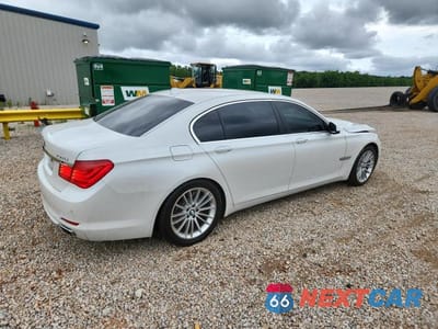 Trzecie zdjęcie samochodu z tyłu: 2011 BMW 750 LI VIN:WBAKB8C51BCY66992 - miniatura