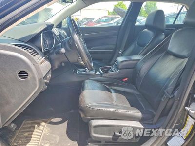 Zdjęcie 7 z 12 samochodu: 2019 CHRYSLER 300 LIMITED VIN:2C3CCAEG2KH568723 - miniatura