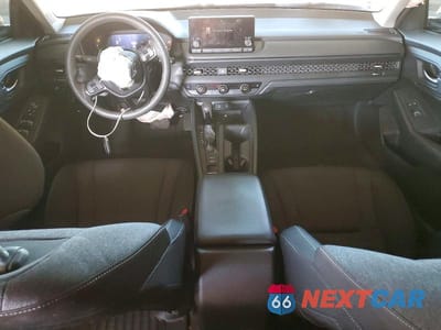 Zdjęcie 8 z 12 samochodu: 2023 HONDA ACCORD EX VIN:1HGCY1F30PA002804 - miniatura