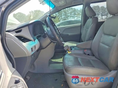 Zdjęcie 7 z 14 samochodu: 2015 TOYOTA SIENNA LE 8-PASSENGER VIN:5TDKK3DC8FS573131 - miniatura