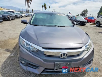 Piąte zdjęcie samochodu w środku: 2017 HONDA CIVIC EXL VIN:2HGFC1F71HH631814 - miniatura