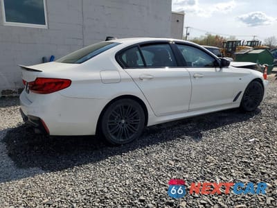 Trzecie zdjęcie samochodu z tyłu: 2019 BMW 530 XI VIN:WBAJA7C58KWW42416 - miniatura