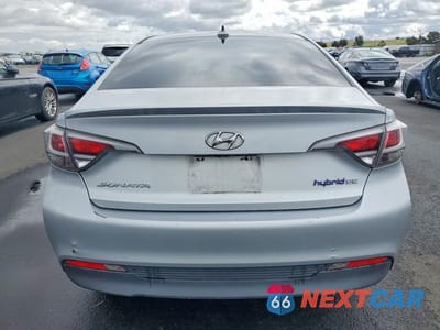 Zdjęcie 6 z 12 samochodu: 2017 HYUNDAI SONATA HYBRID SE VIN:KMHE24L36HA063411 - miniatura