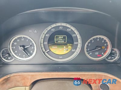 Zdjęcie 9 z 11 samochodu: 2012 MERCEDES-BENZ E 350 4MATIC VIN:WDDHF8JB7CA617464 - miniatura