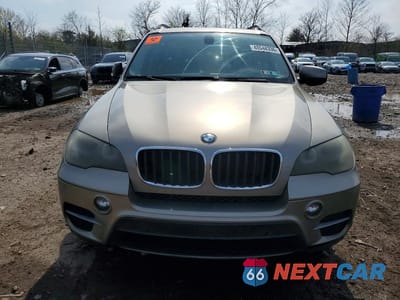 Piąte zdjęcie samochodu w środku: 2011 BMW X5 XDRIVE35I VIN:5UXZV4C57BL406588 - miniatura