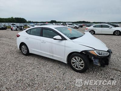 Czwarte zdjęcie samochodu z boku: 2018 HYUNDAI ELANTRA SE VIN:KMHD74LFXJU446103 - miniatura