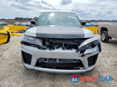 Piąte zdjęcie samochodu w środku: 2022 LAND ROVER RANGE ROVER SPORT SVR VIN:SALWZ2RE2NA246049 - miniatura