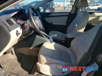 Zdjęcie 7 z 12 samochodu: 2011 VOLKSWAGEN JETTA SE VIN:3VWDZ7AJ5BM088385 - miniatura