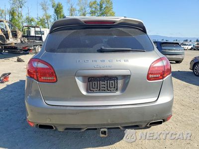 Zdjęcie 6 z 13 samochodu: 2014 PORSCHE CAYENNE VIN:WP1AA2A21ELA94732 - miniatura