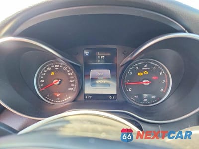 Zdjęcie 9 z 11 samochodu: 2016 MERCEDES-BENZ C 300 4MATIC VIN:55SWF4KB3GU123753 - miniatura