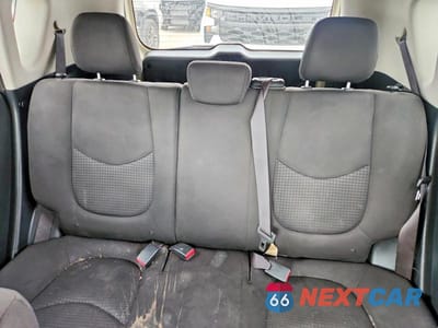 Zdjęcie 10 z 13 samochodu: 2012 KIA SOUL BASE VIN:KNDJT2A54C7464163 - miniatura