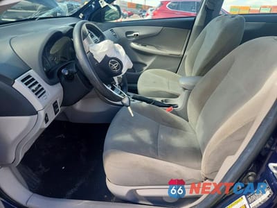 Zdjęcie 7 z 12 samochodu: 2012 TOYOTA COROLLA LE VIN:2T1BU4EE4CC881496 - miniatura