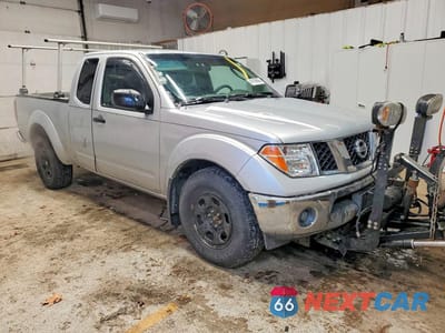 Czwarte zdjęcie samochodu z boku: 2007 NISSAN FRONTIER SE VIN:1N6AD06W77C418677 - miniatura