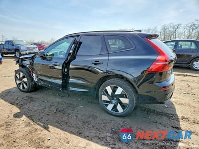 Drugie zdjęcie samochodu z przodu: 2025 VOLVO XC60 ULTRA VIN:YV4H60RM4S1101995 - miniatura