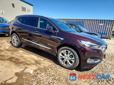 Czwarte zdjęcie samochodu z boku: 2020 BUICK ENCLAVE AVENIR VIN:5GAEVCKW2LJ239379 - miniatura