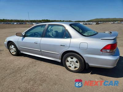 Drugie zdjęcie samochodu z przodu: 2002 HONDA ACCORD EX VIN:1HGCG16552A052739 - miniatura