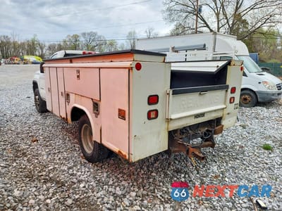 Drugie zdjęcie samochodu z przodu: 2015 GMC SIERRA C3500 HEAVY DUTY VIN:1GD311C89FF149896 - miniatura