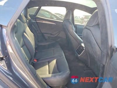 Zdjęcie 10 z 12 samochodu: 2023 TESLA MODEL S VIN:5YJSA1E62PF522519 - miniatura