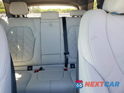 Zdjęcie 10 z 13 samochodu: 2025 BMW X5 XDRIVE50E VIN:5UX43EU09S9Z63380 - miniatura