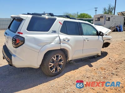 Trzecie zdjęcie samochodu z tyłu: 2026 TOYOTA 4RUNNER TRD SPORT PREMIUM VIN:JTEVA5BR5T5078787 - miniatura