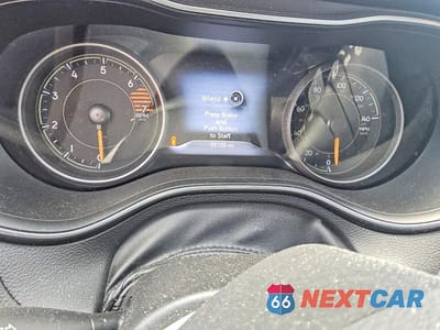 Zdjęcie 9 z 12 samochodu: 2023 JEEP CHEROKEE ALTITUDE LUX VIN:1C4PJMMB6PD100718 - miniatura