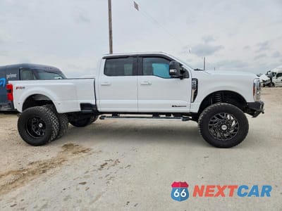 Zdjęcie 13 z 13 samochodu: 2024 FORD F350 SUPER DUTY VIN:1FT8W3DT5REC38255 - miniatura