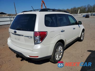 Trzecie zdjęcie samochodu z tyłu: 2013 SUBARU FORESTER 2.5X PREMIUM VIN:JF2SHACC7DH437161 - miniatura