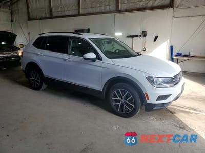 Czwarte zdjęcie samochodu z boku: 2021 VOLKSWAGEN TIGUAN SE VIN:3VV3B7AX0MM087589 - miniatura