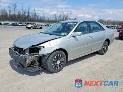 2003 TOYOTA CAMRY LE 4T1BE32K23U707586 - główne zdjęcie licytacji z USA - miniatura