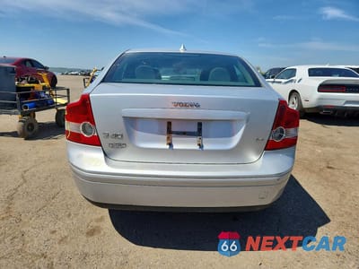 Zdjęcie 6 z 12 samochodu: 2007 VOLVO S40 2.4I VIN:YV1MS382X72300480 - miniatura