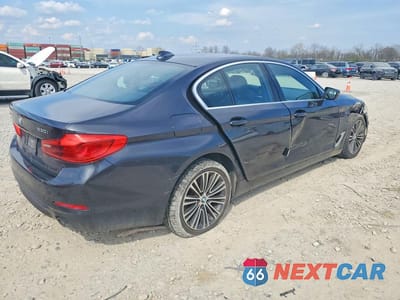 Trzecie zdjęcie samochodu z tyłu: 2019 BMW 530 XI VIN:WBAJA7C52KWW04664 - miniatura