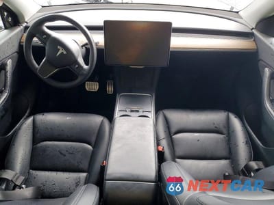 Zdjęcie 8 z 12 samochodu: 2022 TESLA MODEL Y VIN:7SAYGDEF1NF492701 - miniatura