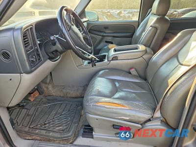 Zdjęcie 7 z 12 samochodu: 2003 CHEVROLET TAHOE C1500 VIN:1GNEC13ZX3R135877 - miniatura